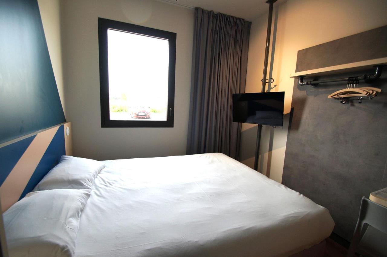 Ibis Budget Loudeac Velodrome Экстерьер фото